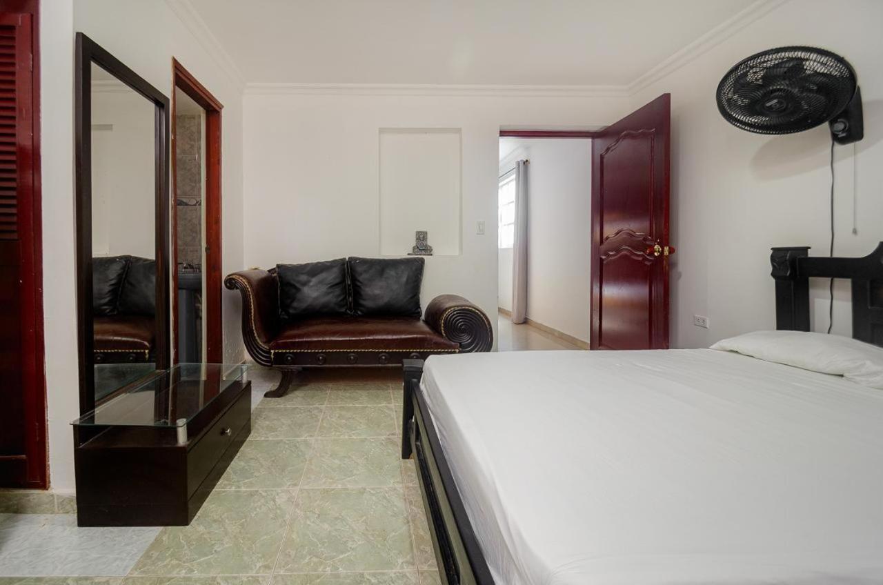 Vivienda Turística Las Palmas Cartagena Exterior foto
